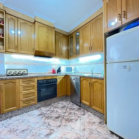 Superior 2 Mins To Playa Del Cura, 3 Bedrooms, 2 Baths, Big Terrace Apartment *