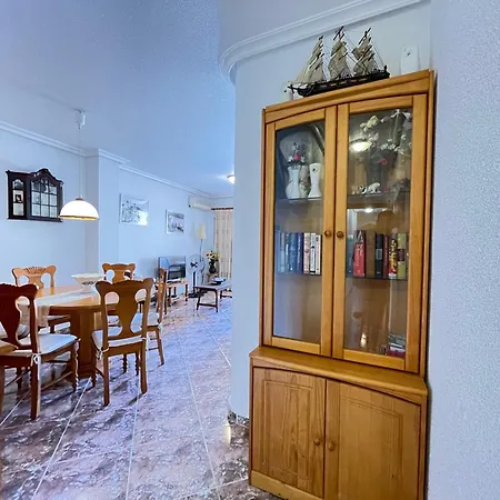 Superior Playa Del Cura, 3 Bedrooms, 2 Baths, Air Condition, Terrace Apartment Torrevieja