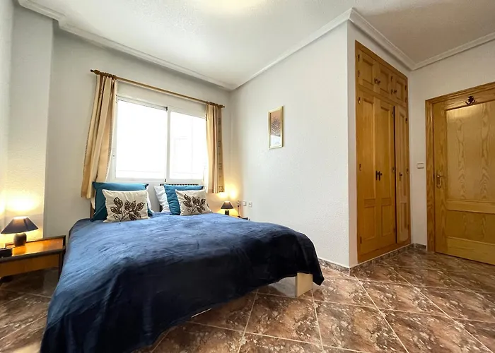 Superior 2 Mins To Playa Del Cura, 3 Bedrooms, 2 Baths, Big Terrace Torrevieja