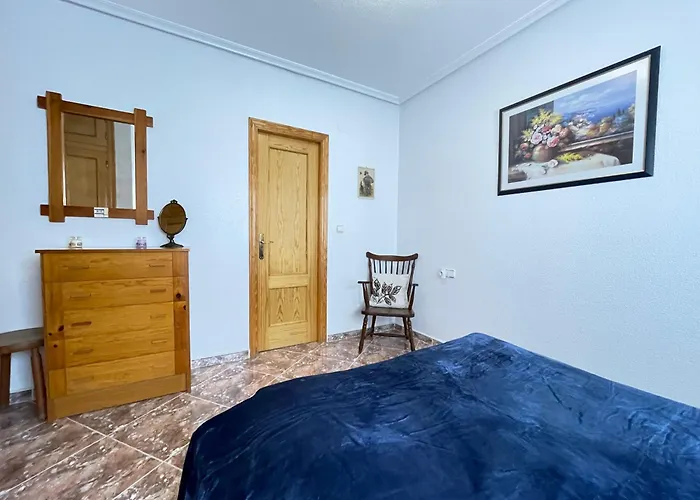 Superior 2 Mins To Playa Del Cura, 3 Bedrooms, 2 Baths, Big Terrace * Torrevieja